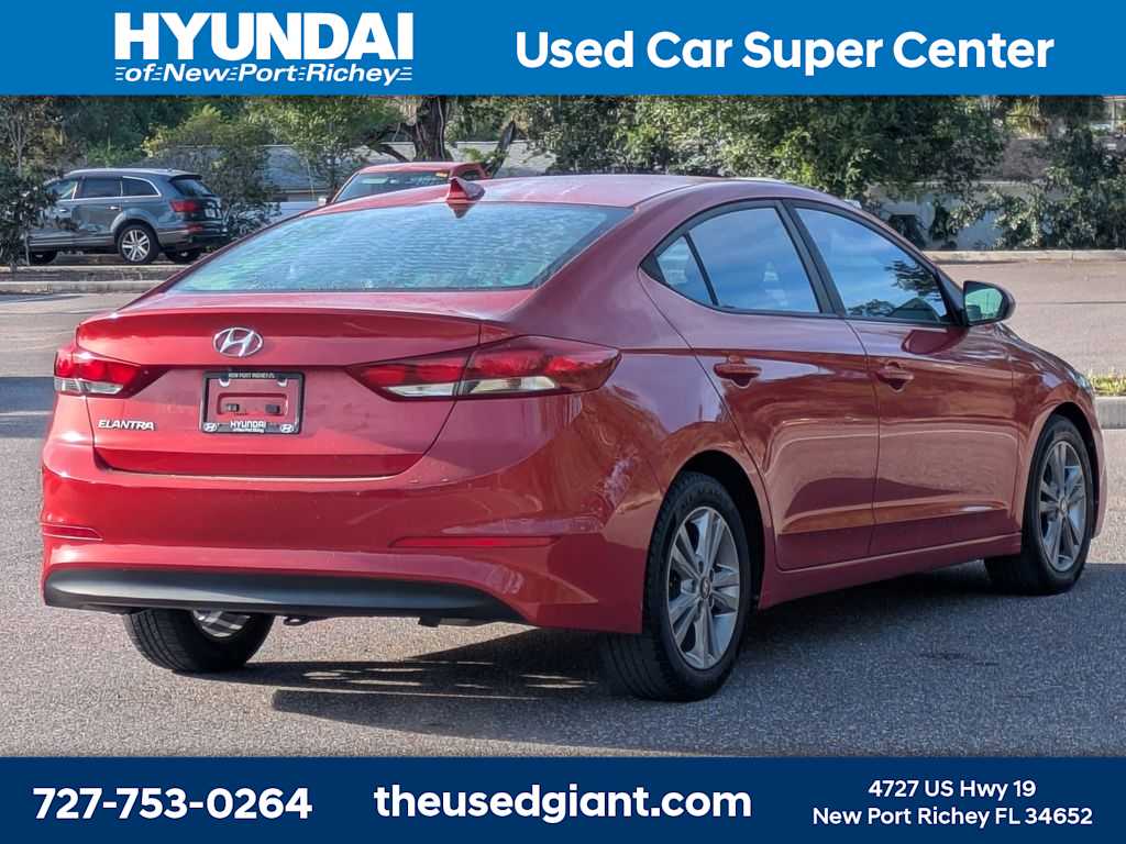 Thumbnail: 2017 Hyundai Elantra - 5