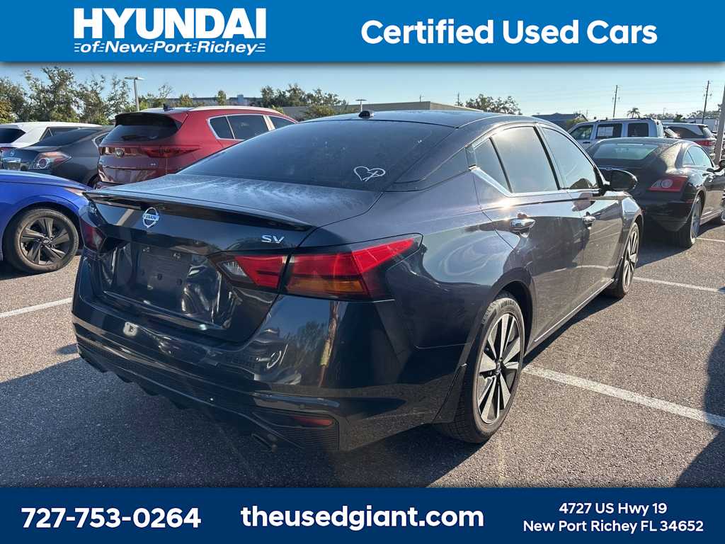 Thumbnail: 2020 Nissan Altima - 3