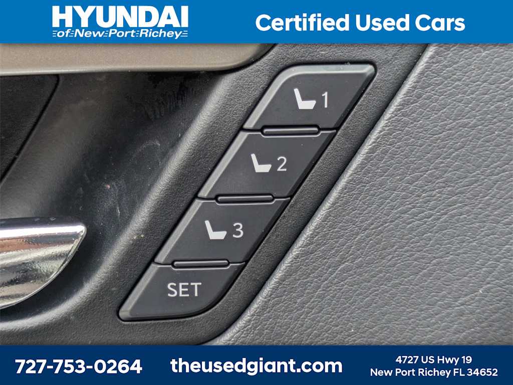 Thumbnail: 2021 Lexus RX - 24