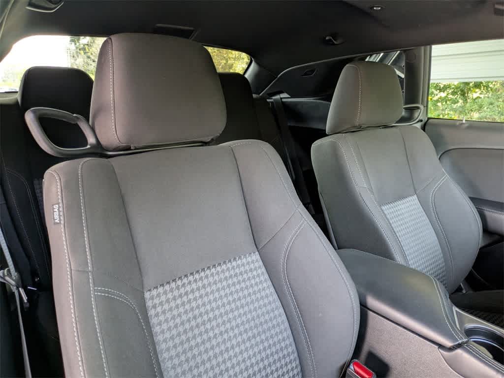 Thumbnail: 2021 Dodge Challenger - 6