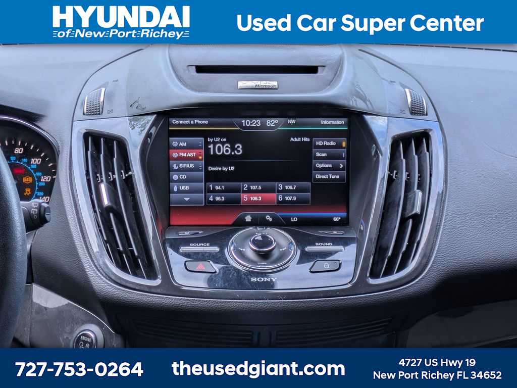 Thumbnail: 2015 Ford Escape - 21