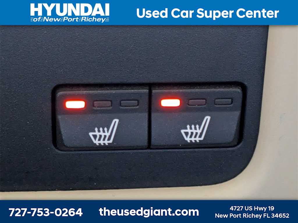 Thumbnail: 2015 Volvo XC60 - 16