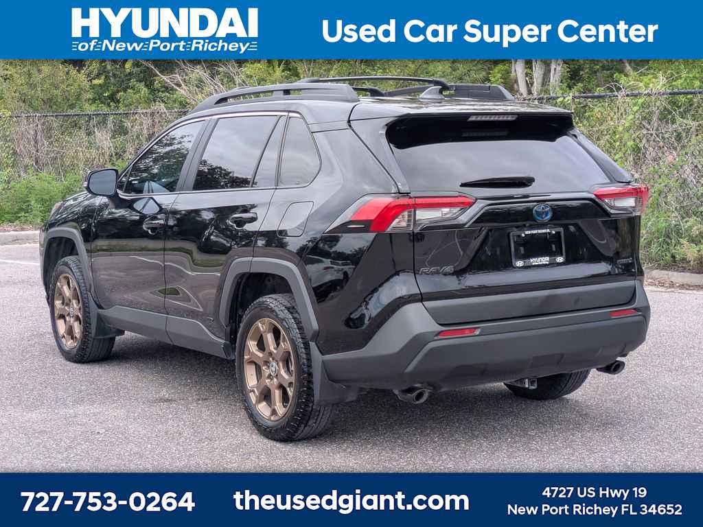 Thumbnail: 2024 Toyota RAV4 - 3
