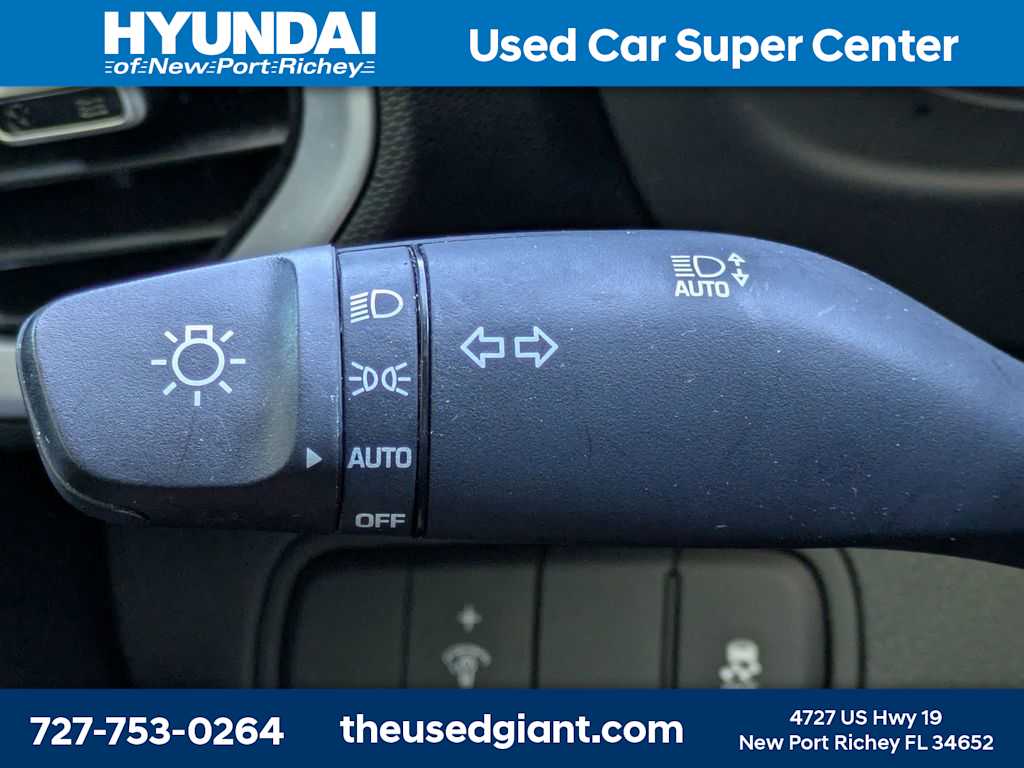 Thumbnail: 2024 Hyundai Venue - 28