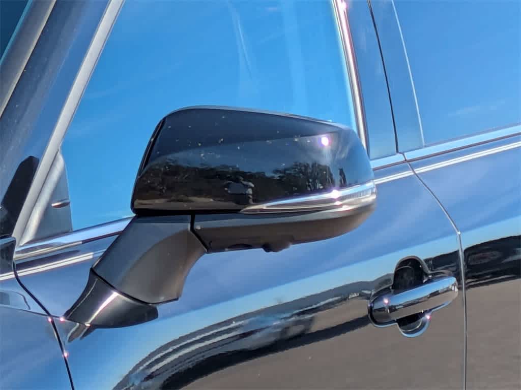 Thumbnail: 2024 Toyota Grand Highlander - 11