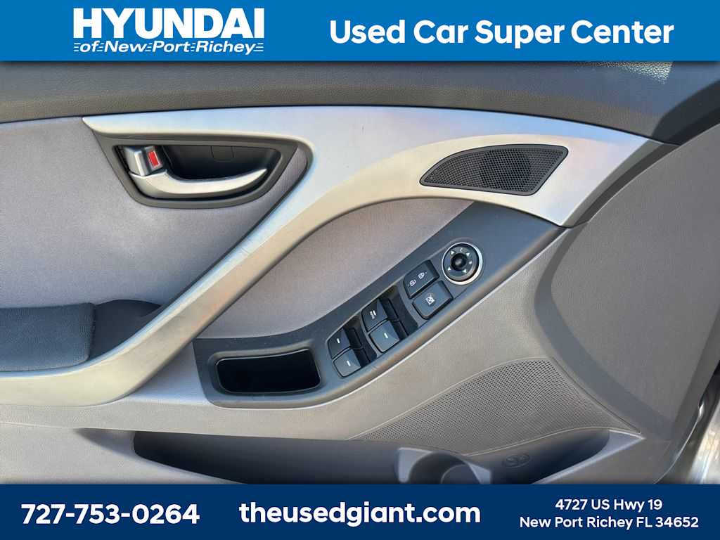 Thumbnail: 2016 Hyundai Elantra - 9