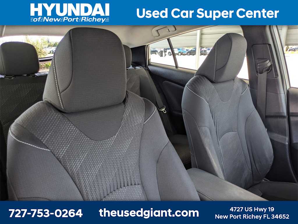 Thumbnail: 2022 Toyota Prius Prime - 6