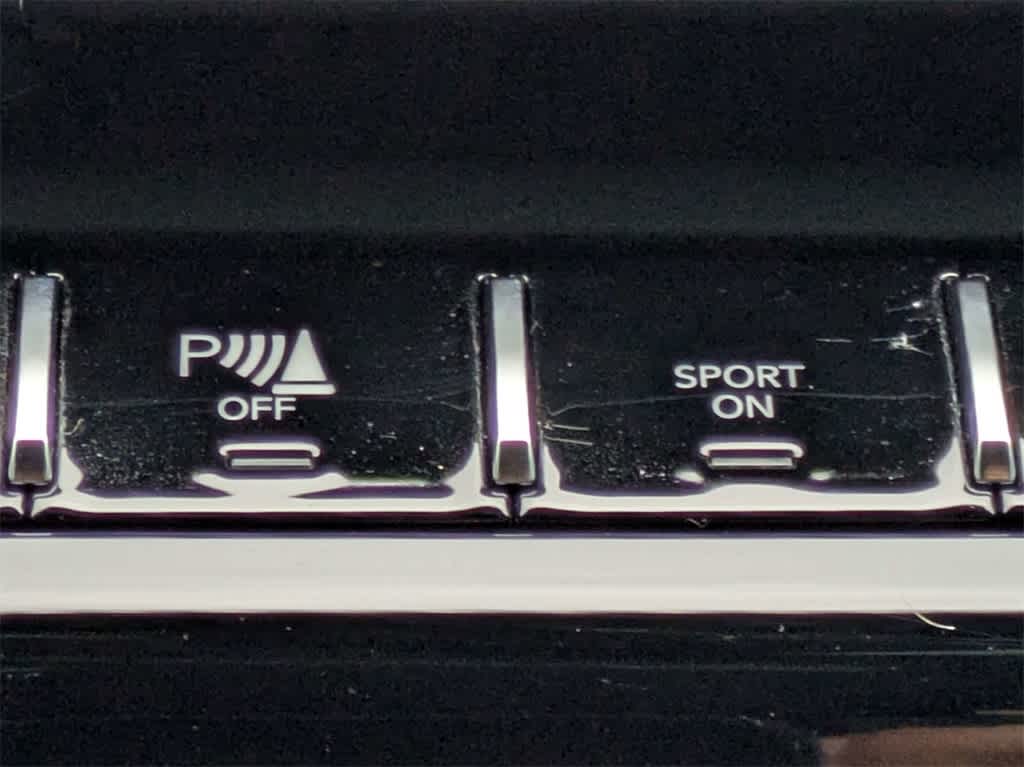 Thumbnail: 2023 Jeep Grand Cherokee L - 29