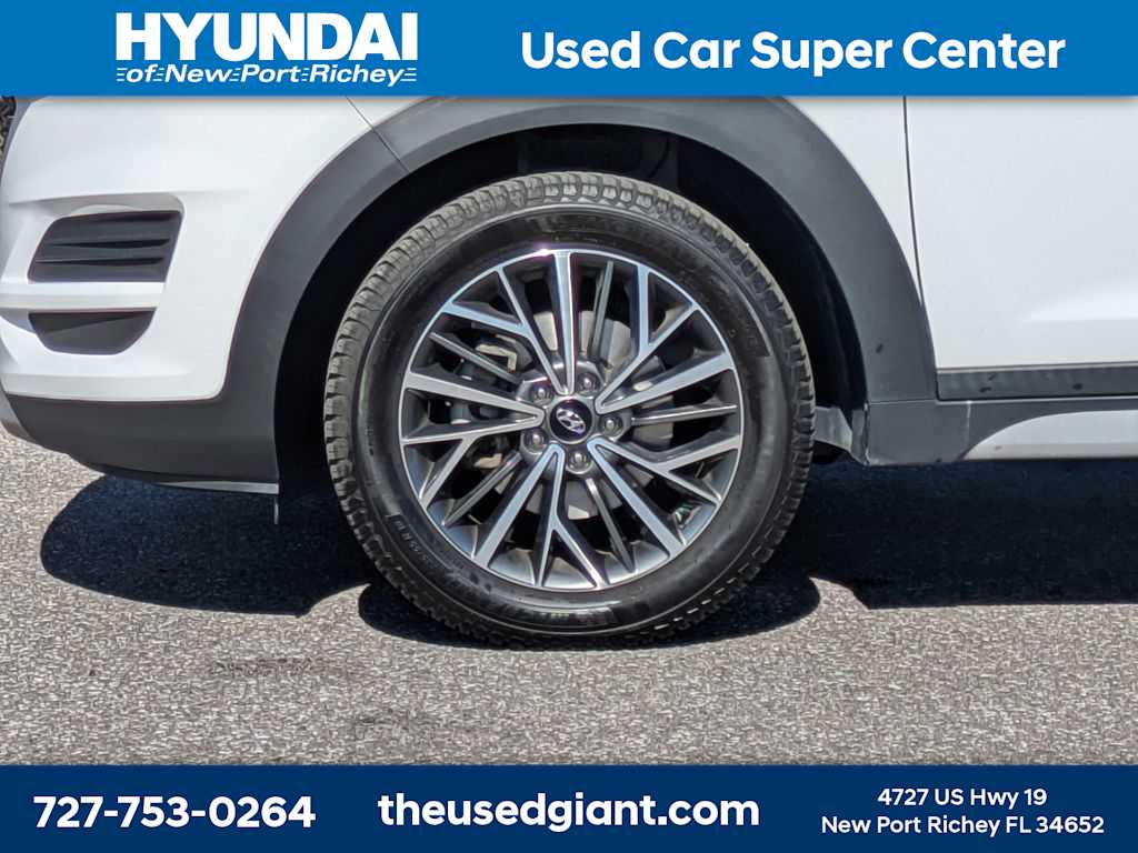 Thumbnail: 2020 Hyundai Tucson - 10