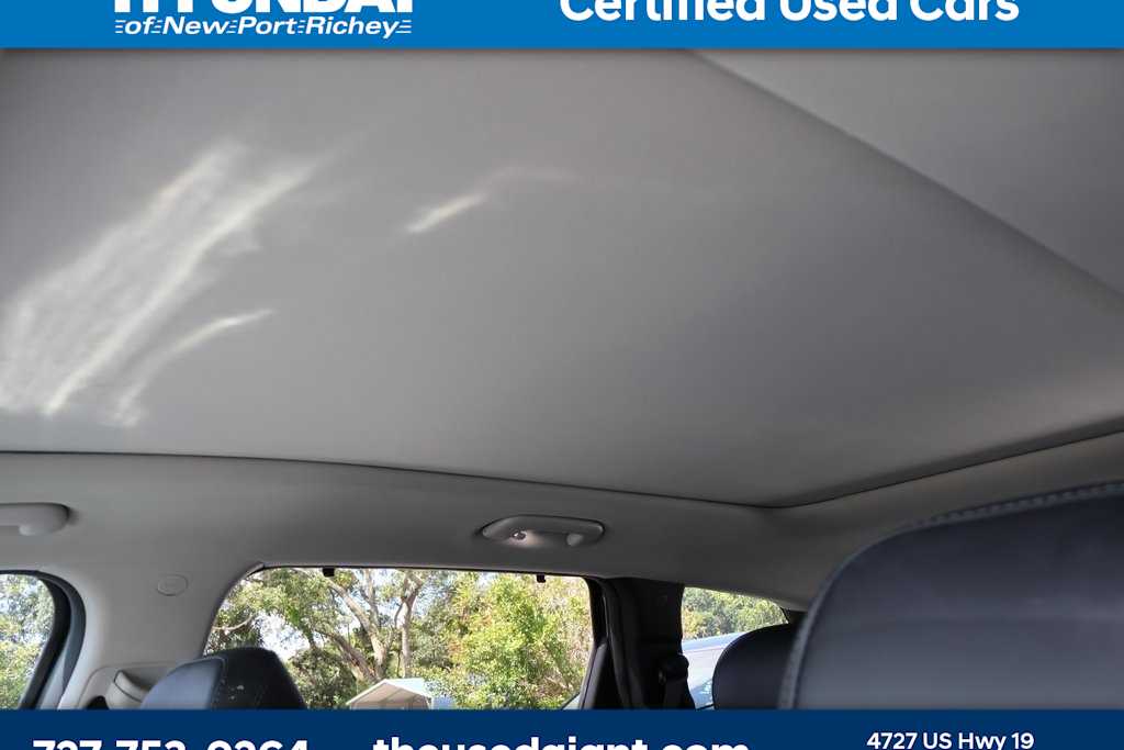 2022 Hyundai Santa Fe SEL 12