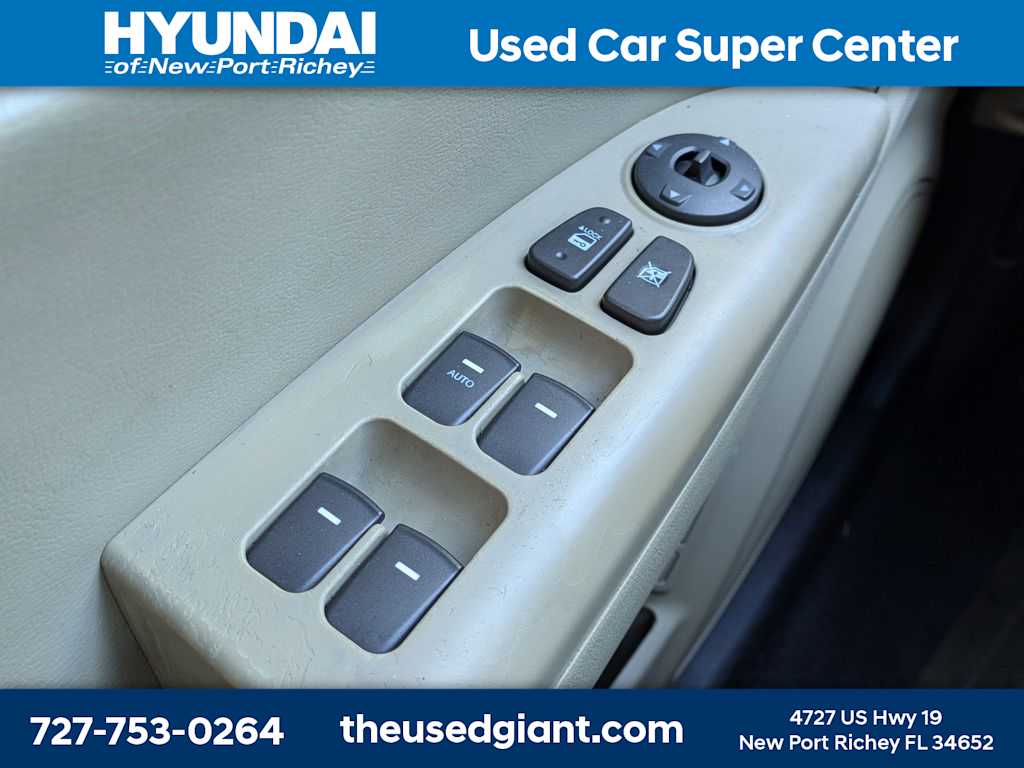 Thumbnail: 2009 Hyundai Sonata - 25