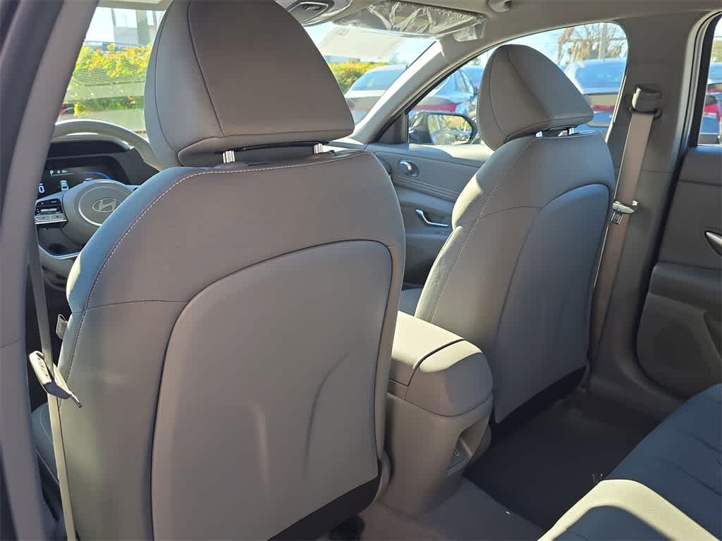 Thumbnail: 2026 Hyundai Elantra - 18