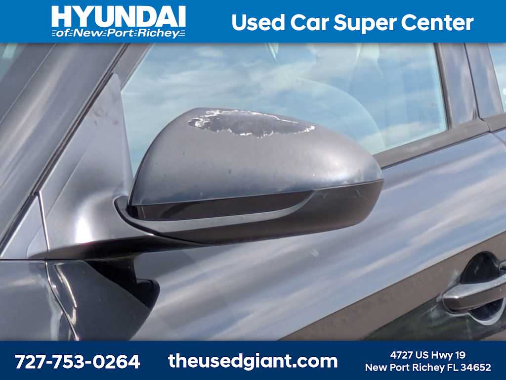 Thumbnail: 2018 Hyundai Elantra - 11