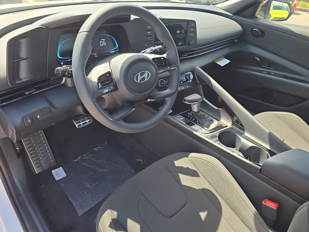 Thumbnail: 2026 Hyundai Elantra - 15