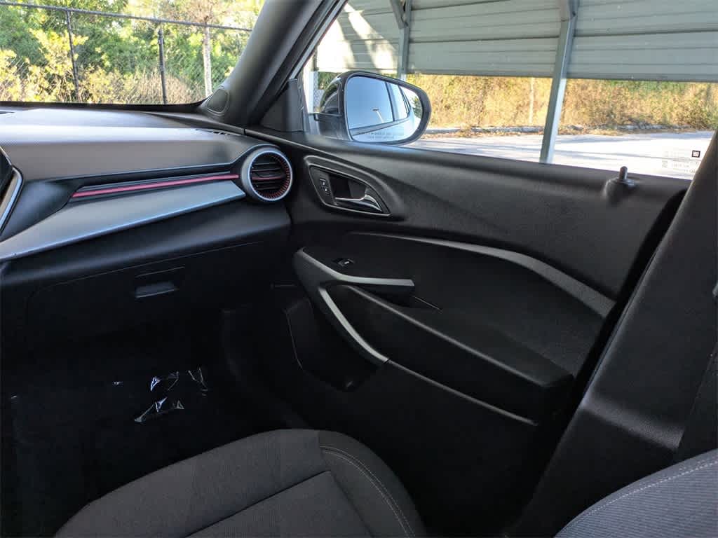 Thumbnail: 2024 Chevrolet Trax - 18