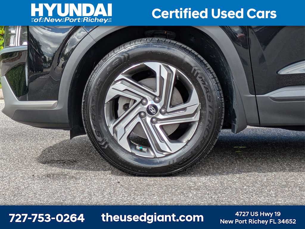 Thumbnail: 2023 Hyundai Santa Fe - 10