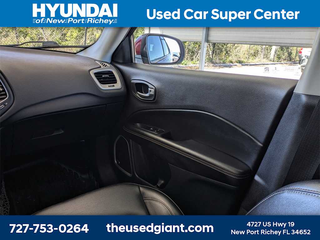 Thumbnail: 2021 Jeep Compass - 21