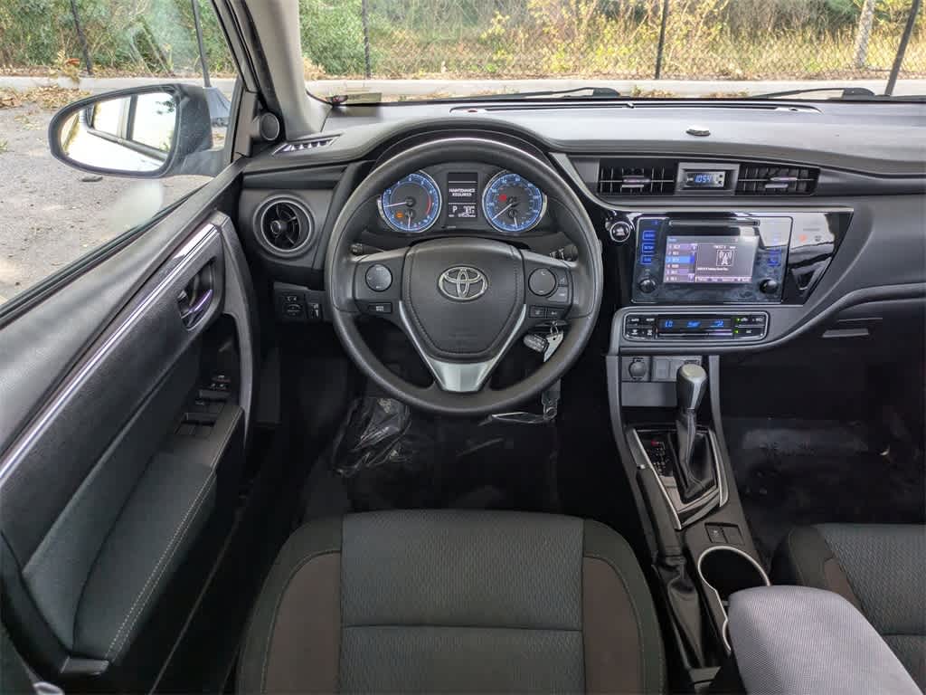 Thumbnail: 2017 Toyota Corolla - 16