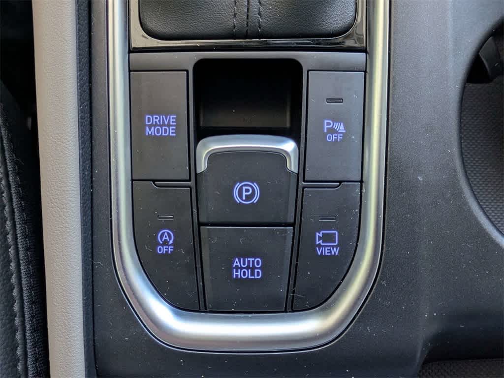 Thumbnail: 2020 Hyundai Santa Fe - 32