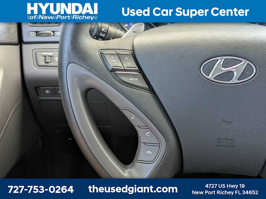 Thumbnail: 2013 Hyundai Sonata - 27