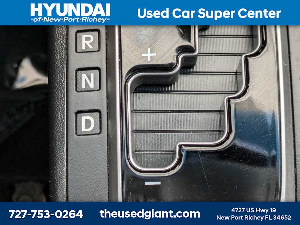 Thumbnail: 2013 Hyundai Tucson - 26