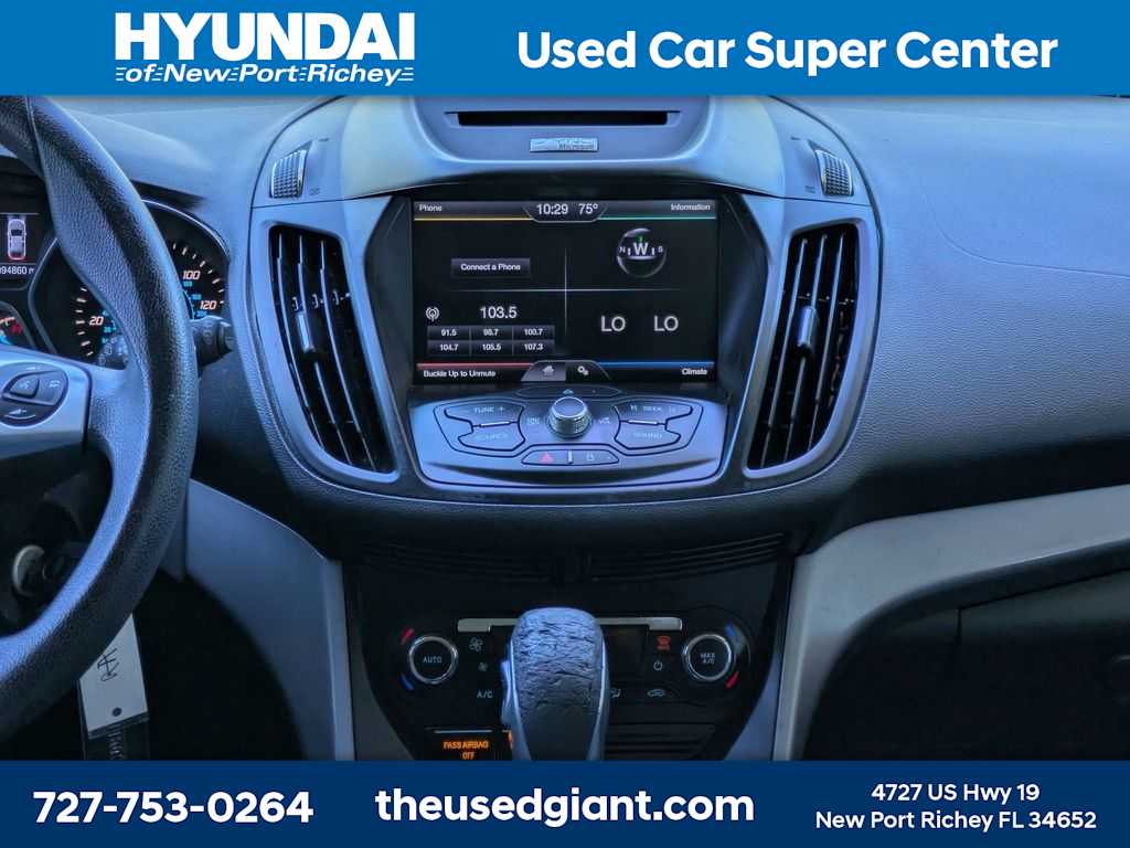 Thumbnail: 2015 Ford Escape - 20