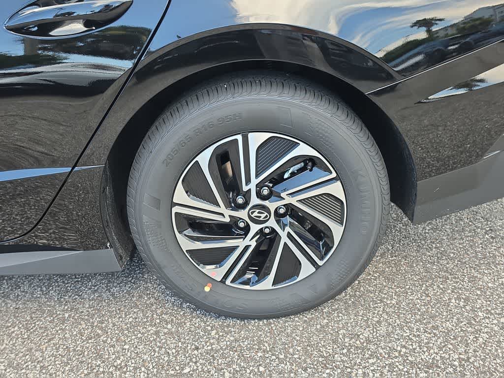 Thumbnail: 2026 Hyundai Sonata - 14