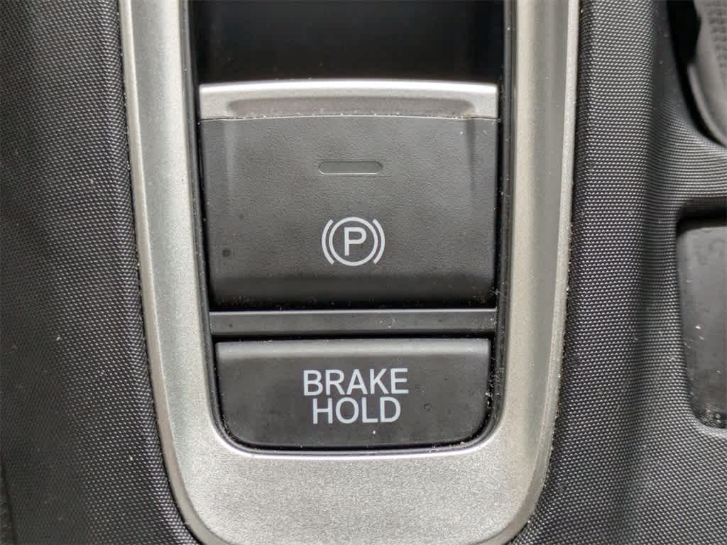 Thumbnail: 2022 Honda Insight - 26