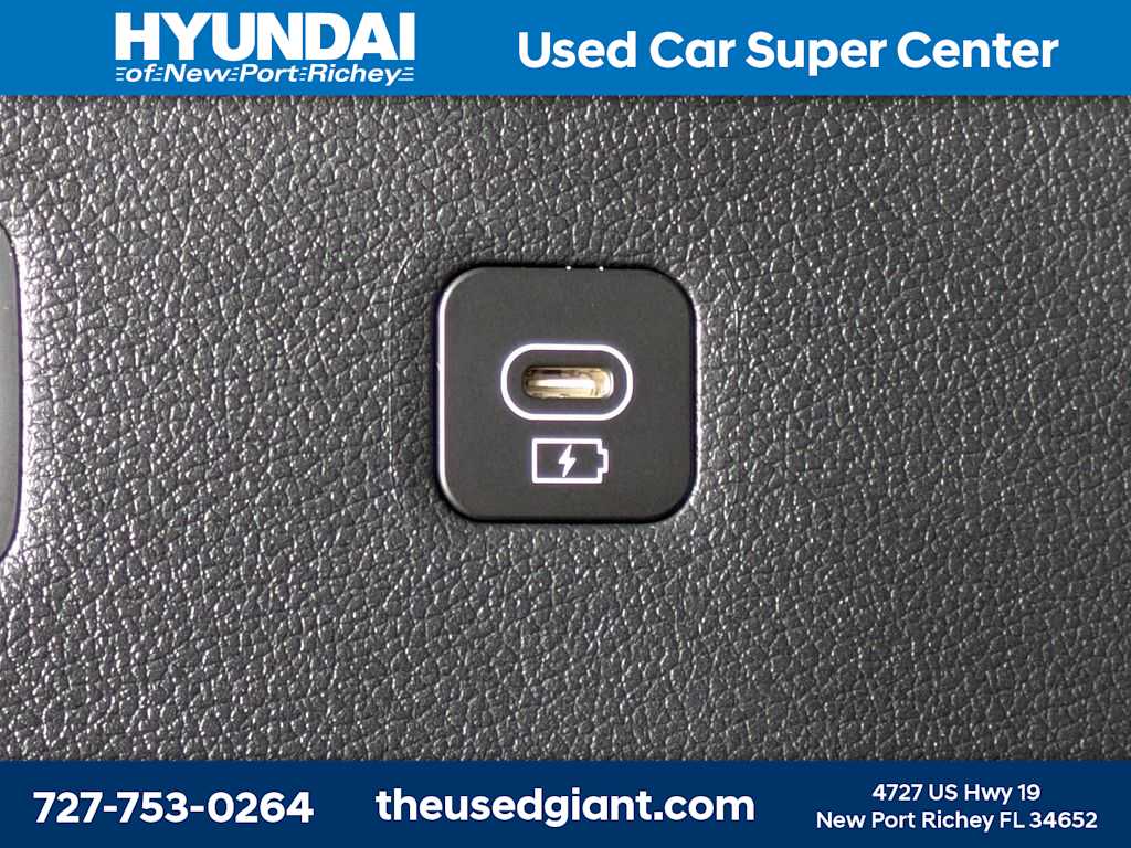 Thumbnail: 2023 Hyundai Palisade - 17