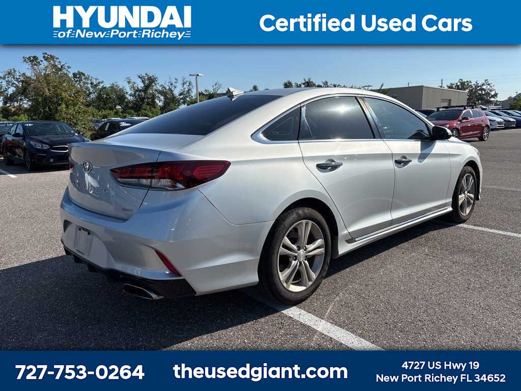 Thumbnail: 2019 Hyundai Sonata - 3