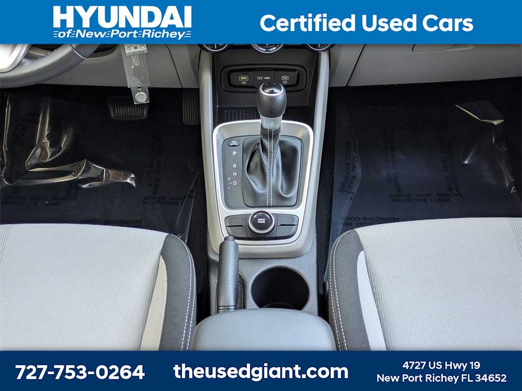 Thumbnail: 2023 Hyundai Venue - 19