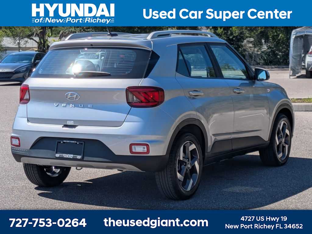 Thumbnail: 2026 Hyundai Venue - 5