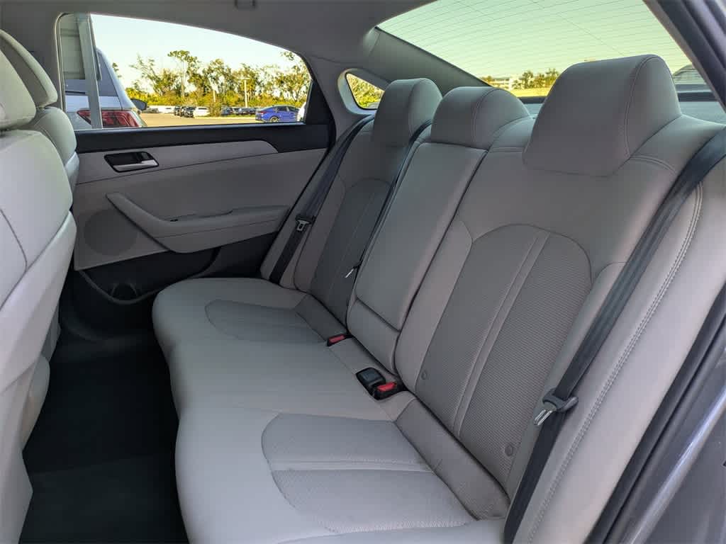 Thumbnail: 2018 Hyundai Sonata - 14