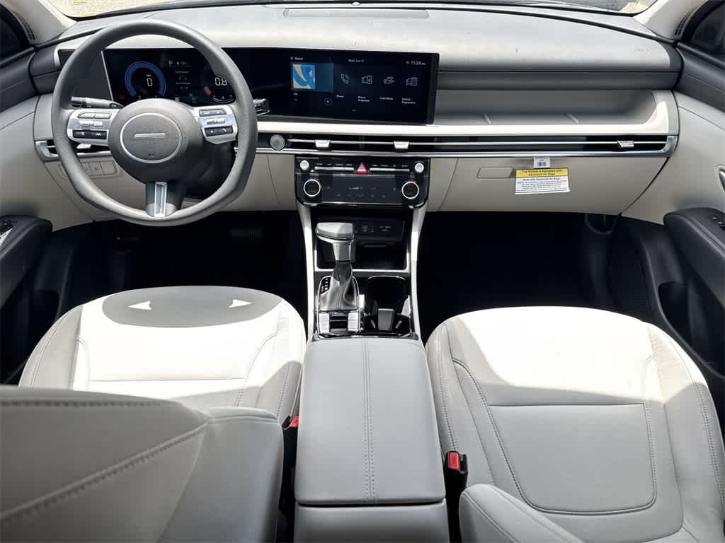 2025 Hyundai Tucson SEL 13