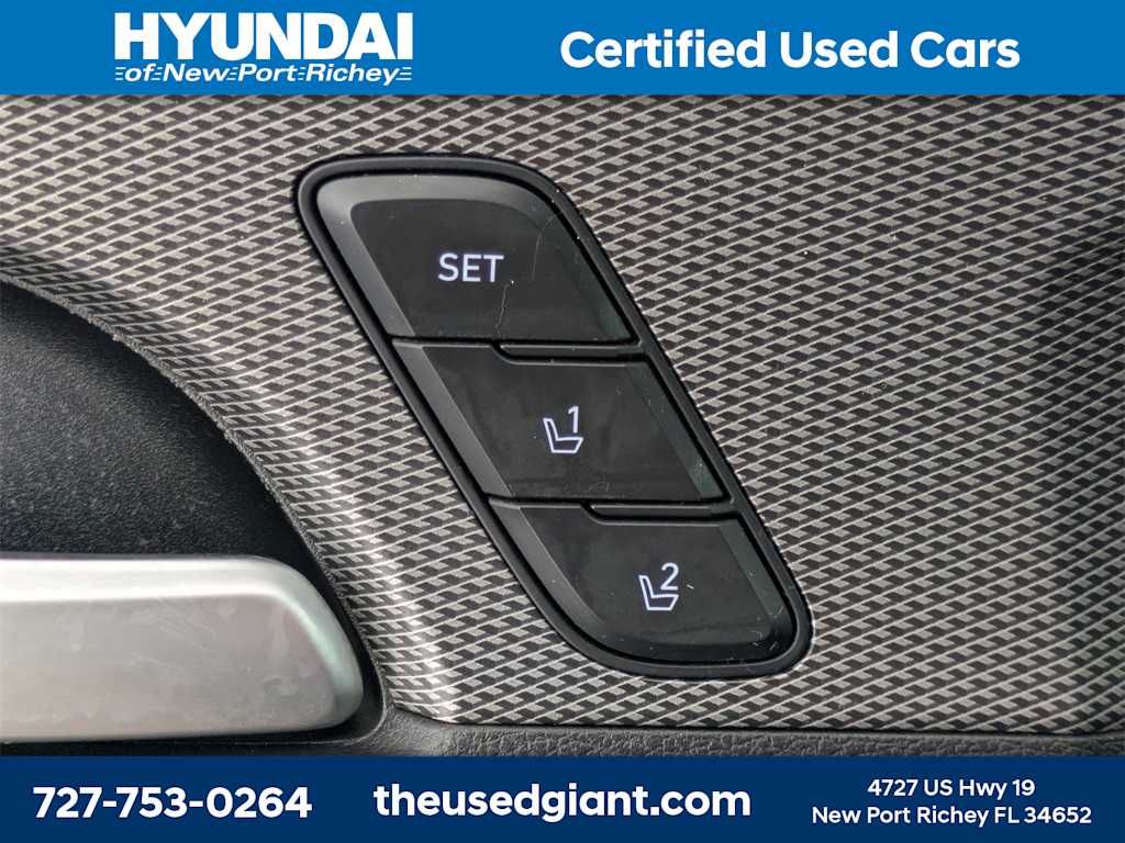 Thumbnail: 2020 Hyundai Santa Fe - 26