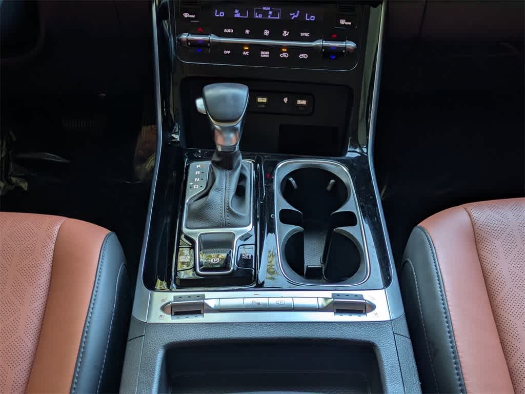 Thumbnail: 2023 Kia Carnival - 28