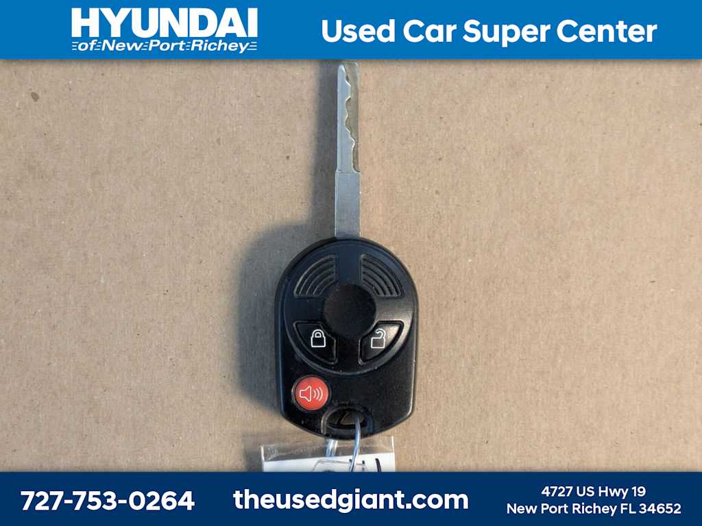 Thumbnail: 2015 Ford Escape - 34