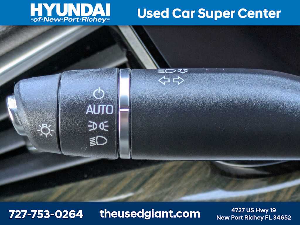 Thumbnail: 2017 Cadillac XT5 - 34