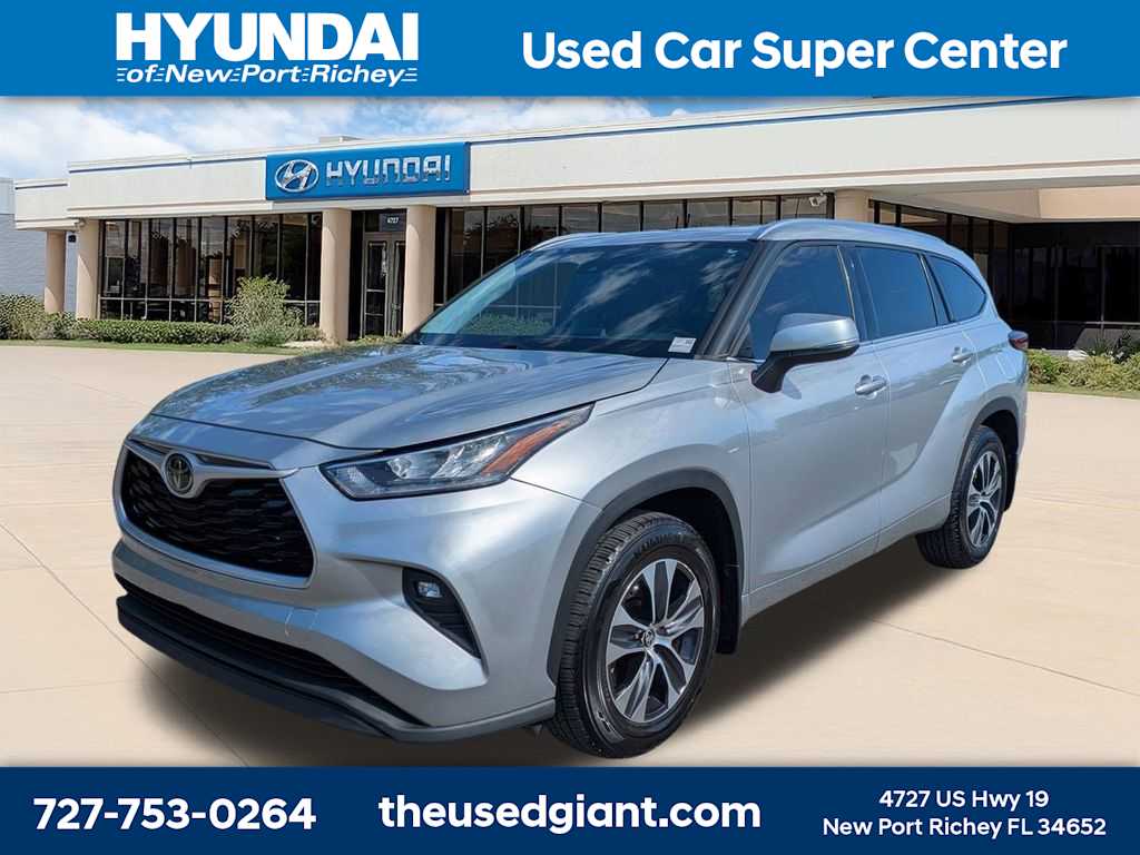 Thumbnail: 2020 Toyota Highlander - 1