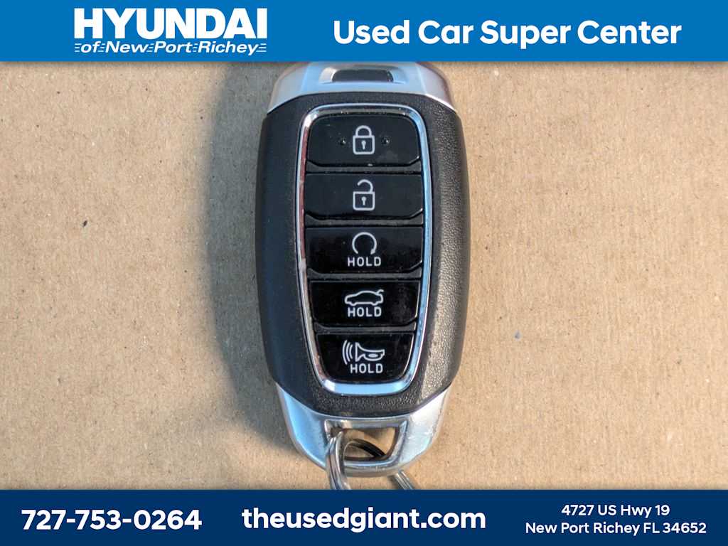 Thumbnail: 2022 Hyundai Elantra - 33