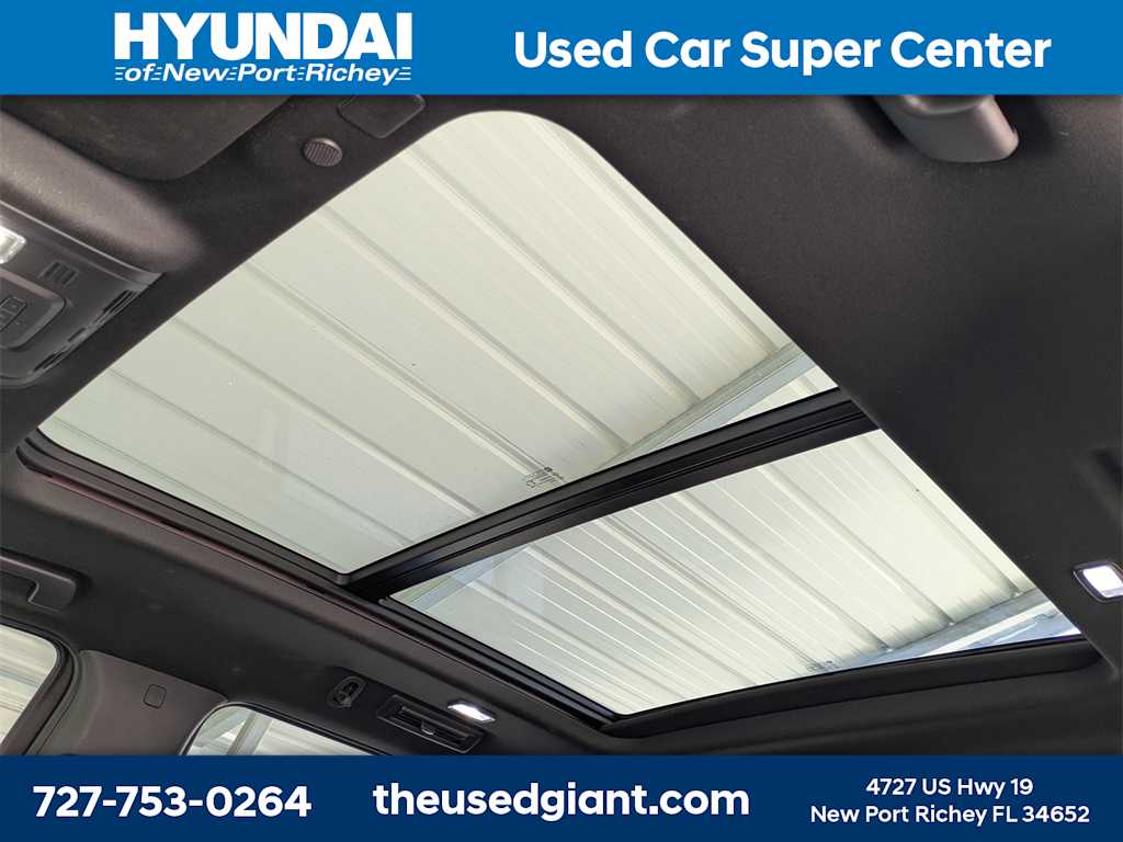 Thumbnail: 2022 GMC Yukon XL - 29