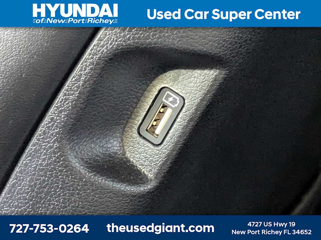 Thumbnail: 2022 Hyundai Palisade - 21