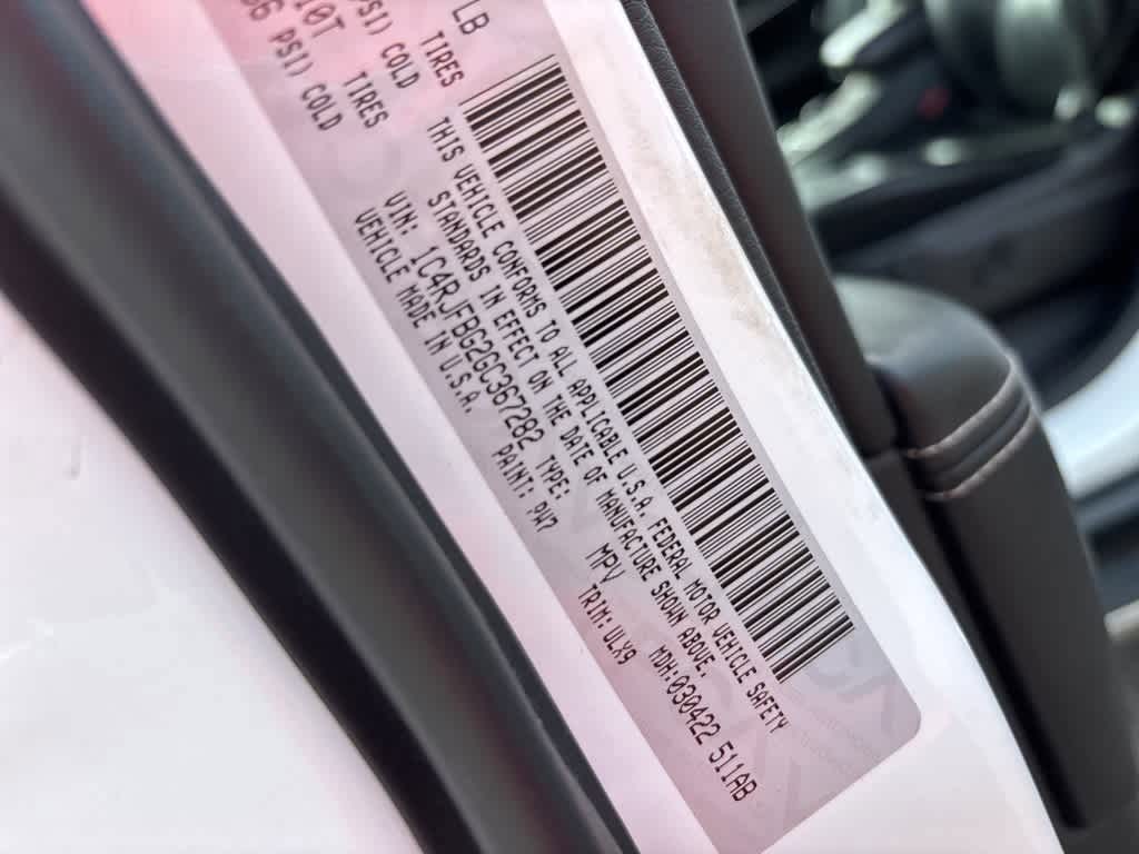 Thumbnail: 2016 Jeep Grand Cherokee - 15