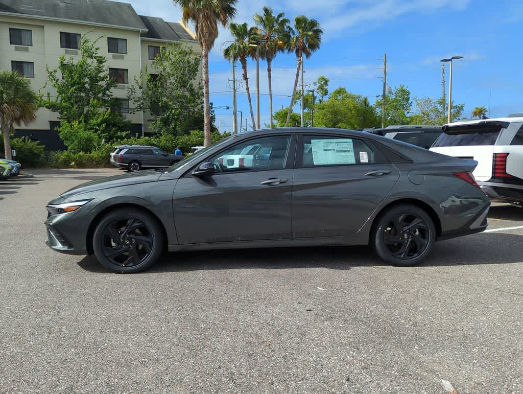 Thumbnail: 2026 Hyundai Elantra - 3