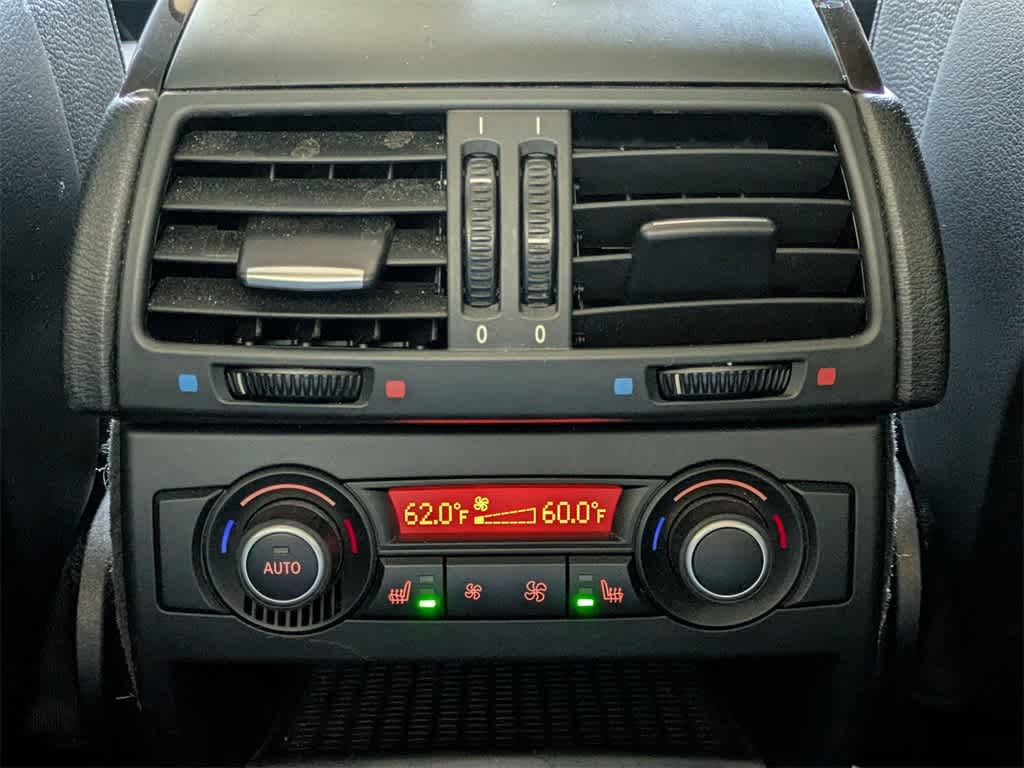 Thumbnail: 2012 BMW X5 - 17