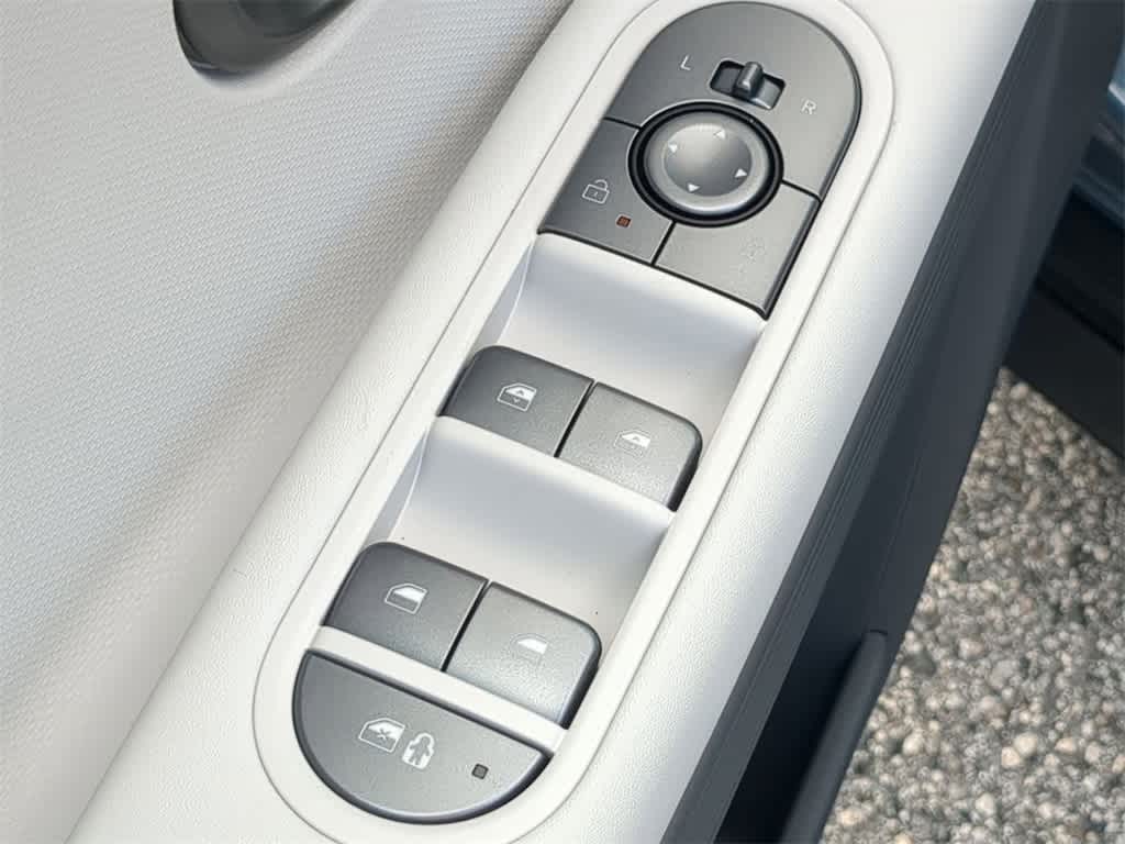 Thumbnail: 2026 Hyundai Ioniq 5 - 17