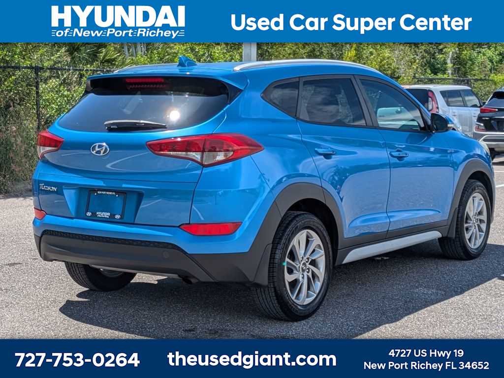 Thumbnail: 2017 Hyundai Tucson - 5