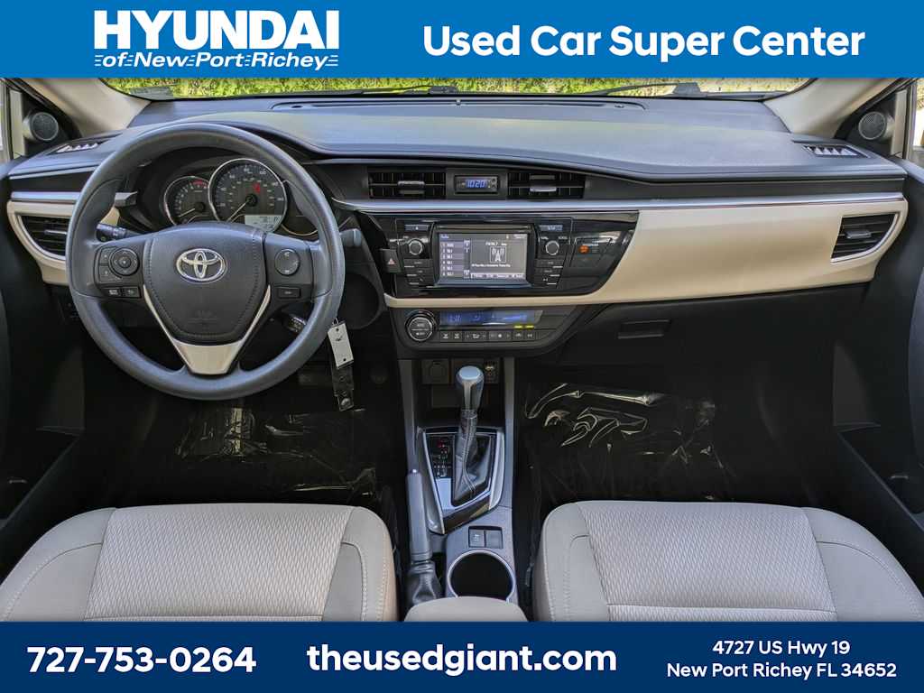 Thumbnail: 2015 Toyota Corolla - 15