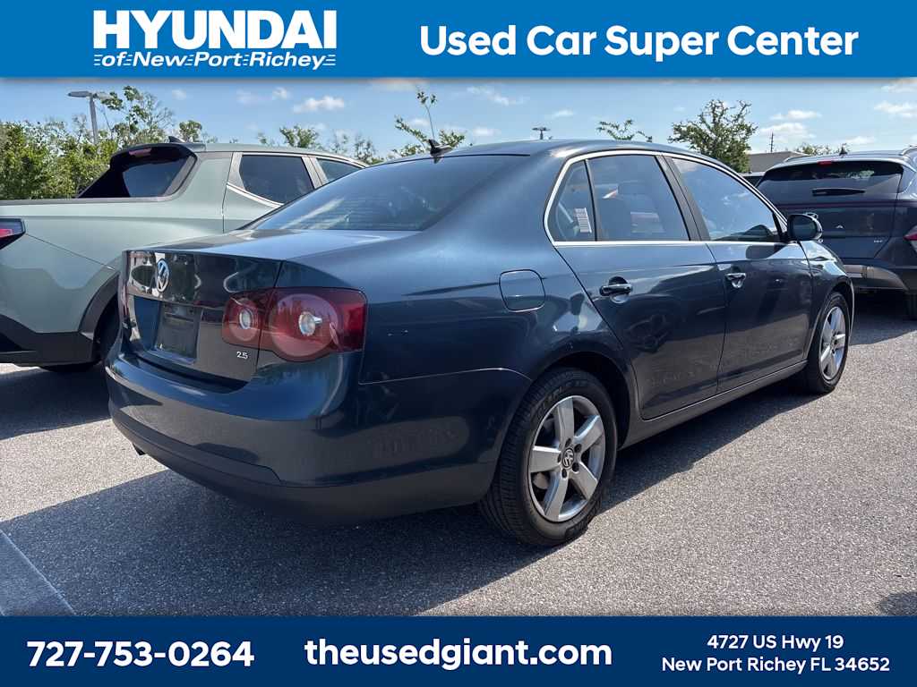 Thumbnail: 2008 Volkswagen Jetta - 3