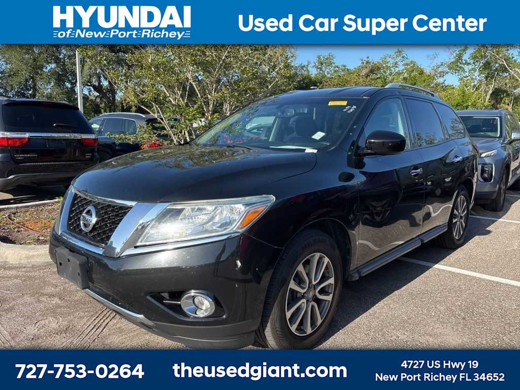 2015 Nissan Pathfinder  -
                  New Port Richey, FL